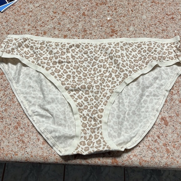 NWT Amazon Essentials cotton blend bikini underpants XL - Picture 2 of 3